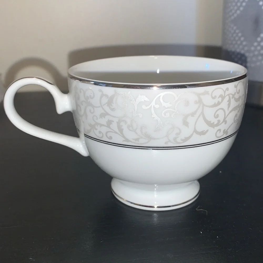 Mikasa tea saucer